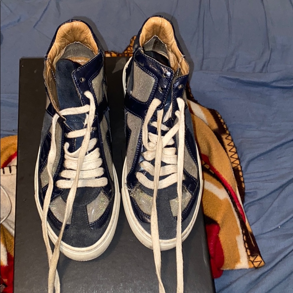 Blue margielas